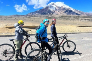 ريوبامبا: جولة ركوب الدراجات والمشي لمسافات طويلة في بركان شيمبورازو مع الغداء