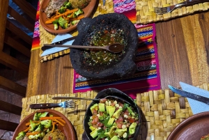 リトモス・イ・サボレス・アンディノス：オタバロで過ごす1日（キト発）