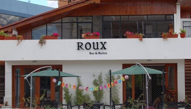 Roux Bar & Bistro