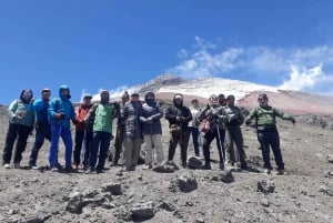 Vulkaan Cotopaxi: Dia de recorrido en las Alturas Andinas