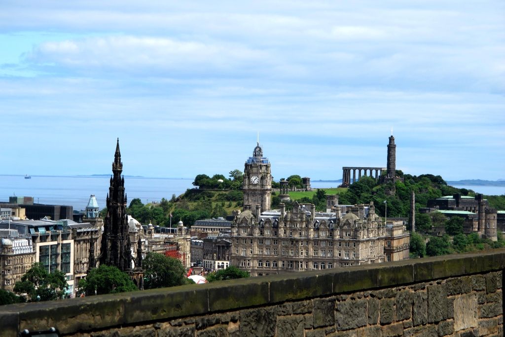 Edinburgh Icons, including the Sir Walter Scott Monument