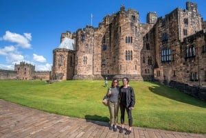 Alnwick Castle and Scottish Borders Tour from Edinburgh