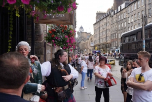 Bespoke Walking Tour of Edinburgh in Period Costume