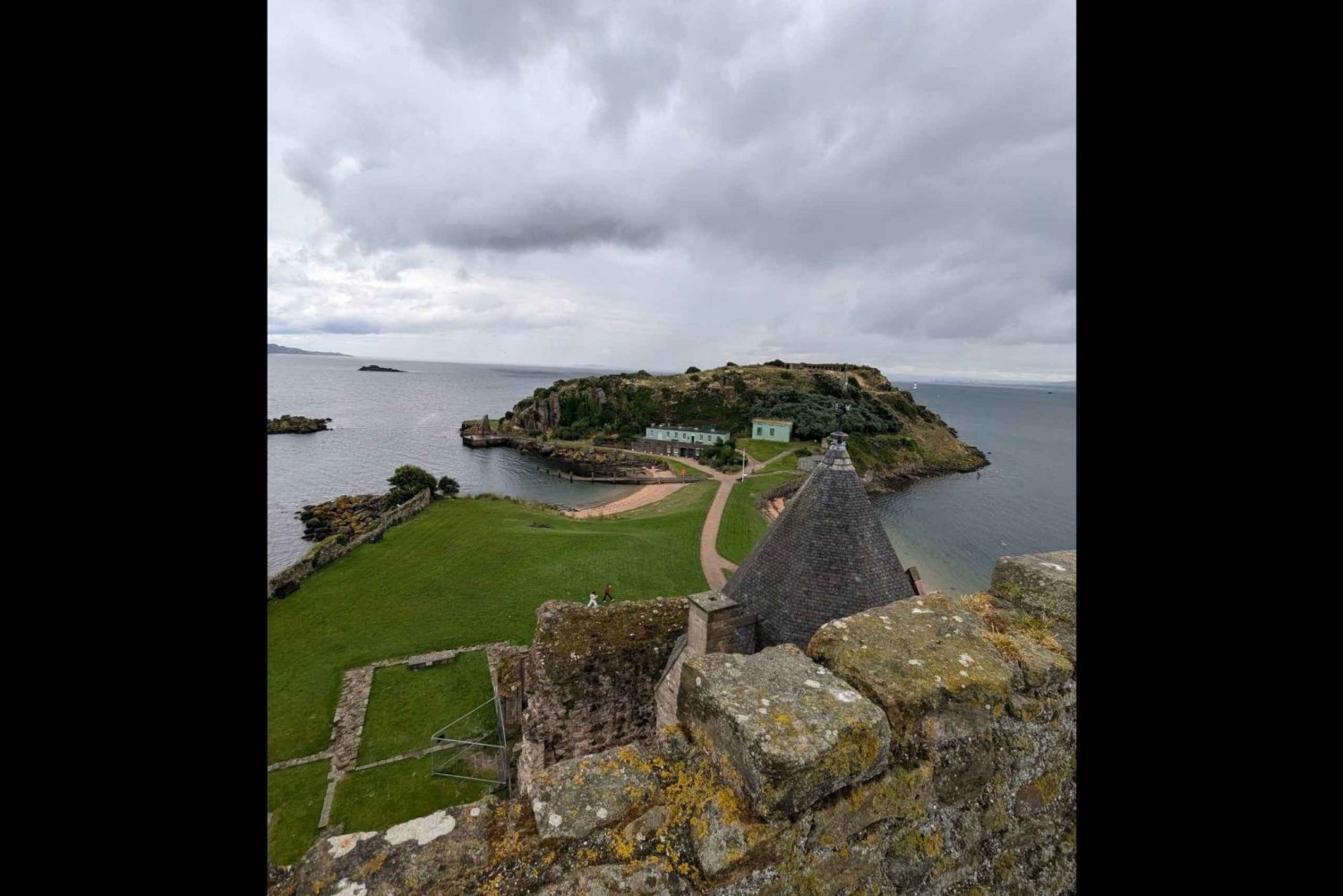 Поездка на лодке и экскурсия на остров Инчкольм