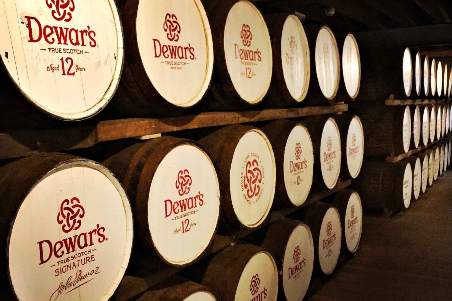 Barricas y Crónicas: Una excursión de un día por las destilerías de whisky