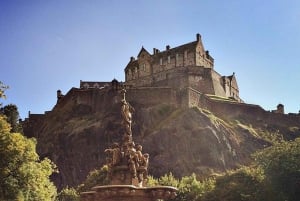 Castle & Cobblestones: Edinburgh Walking Tour: 8-tunnin yksityinen kävelykierros