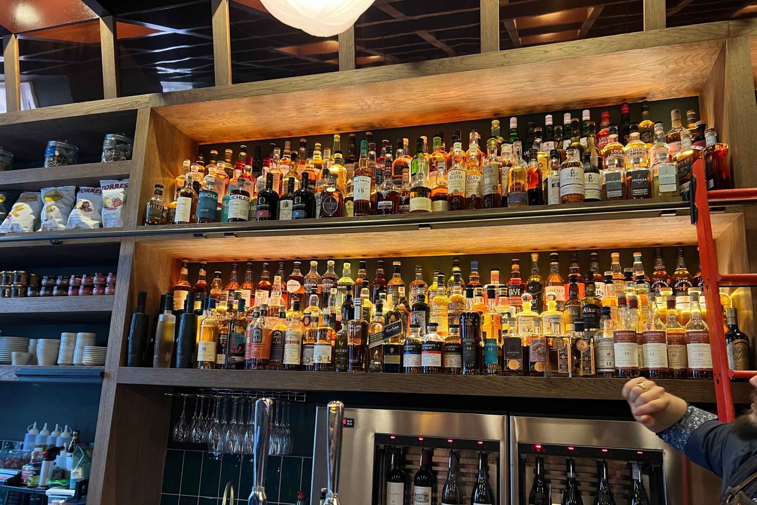 Kolacja i wycieczka z przewodnikiem z Twoim osobistym szkockim sommelierem