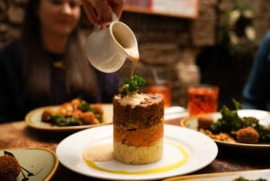 Eating Edinburgh: Old Town Food & Drinks Tour