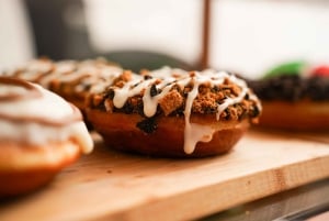 Eating Edinburgh: Old Town Food & Drinks Tour