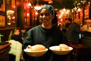 Eating Edinburgh: Old Town Food & Drinks Tour