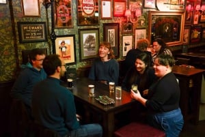 Eating Edinburgh: Old Town Food & Drinks Tour