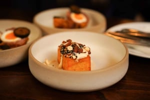 Eating Edinburgh: Old Town Food & Drinks Tour