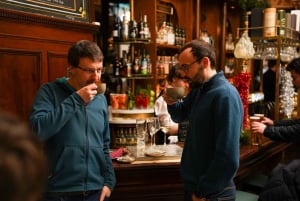 Eating Edinburgh: Old Town Food & Drinks Tour