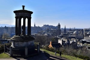 Edimburgo: 1 ora di tour dei punti salienti della città con trasferimento dall'aeroporto