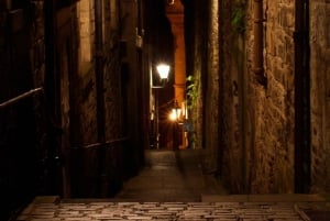 Édimbourg : Visite guidée de 2 heures sur les fantômes en italien