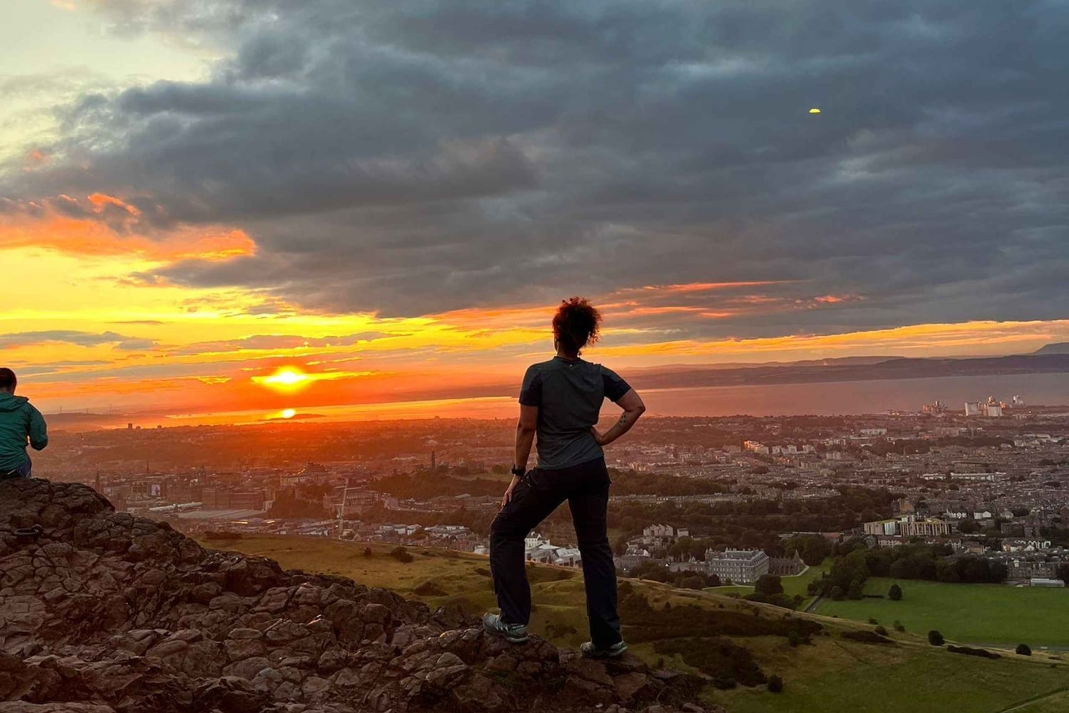 Edinburgh: Arthur's Seat Hiking Tour with Local Guide