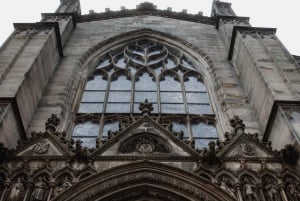 Edinburgh: Atmospheric Photoshoot in the Old Town