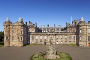 Edinburgh: Guidet tur til slottet og billet til Holyrood Palace