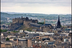 Edinburgh Castle: Guided Tour with Tickets Included