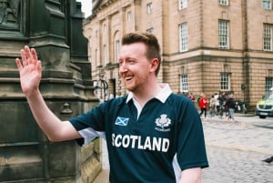 Edinburgh Castle Guided Walking Tour with A True Scotsman
