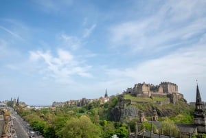 Castillo de Edimburgo: Visita guiada a pie con ticket de entrada