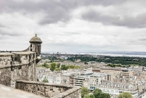 Edinburgh Slot: Highlights Tour med billetter, kort og guide