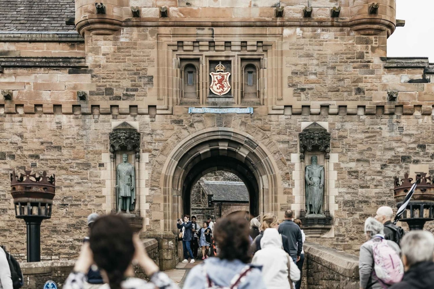 Edinburgh: Rundvisning på slottet og i den gamle bydel med billetter, kort og guide
