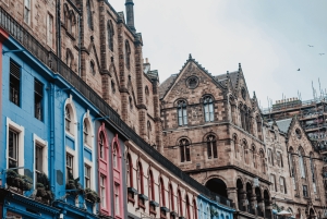 Edinburgh: Rundvisning på slottet og i den gamle bydel med billetter, kort og guide