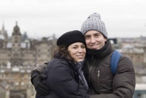 Edinburgh Castle Walking Tour with Skip-the-Line Access