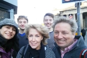 Edimburgo: Excursión adaptada a los niños con un amigo local