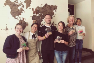 Edinburgh: Chocolatarium Tour, Tasting & Chocolate Making