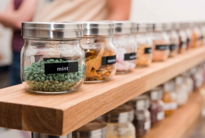 Edinburgh: Chocolatarium Tour, Tasting & Chocolate Making