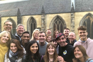 Edinburgh: Comedy Walking Tour with Professional Comedian