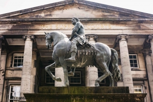 Edimburgo: Tour comico a piedi con un comico professionista