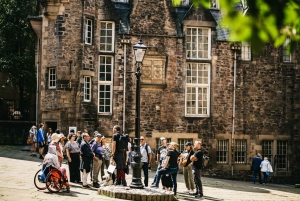 Edimburgo: Tour comico a piedi con un comico professionista