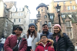 Edimburgo: Excursão personalizada aos destaques e jóias escondidas com um local
