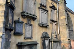 Edinburgh: Dark History Walking Tour