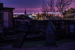 Edinburgh: Vanhankaupungin aavekävelykierros: Vanhankaupungin pimeät salaisuudet