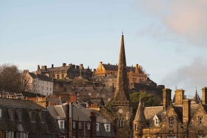 Edinburgh: Dagstur med tog til Stirling med inngang til slottet