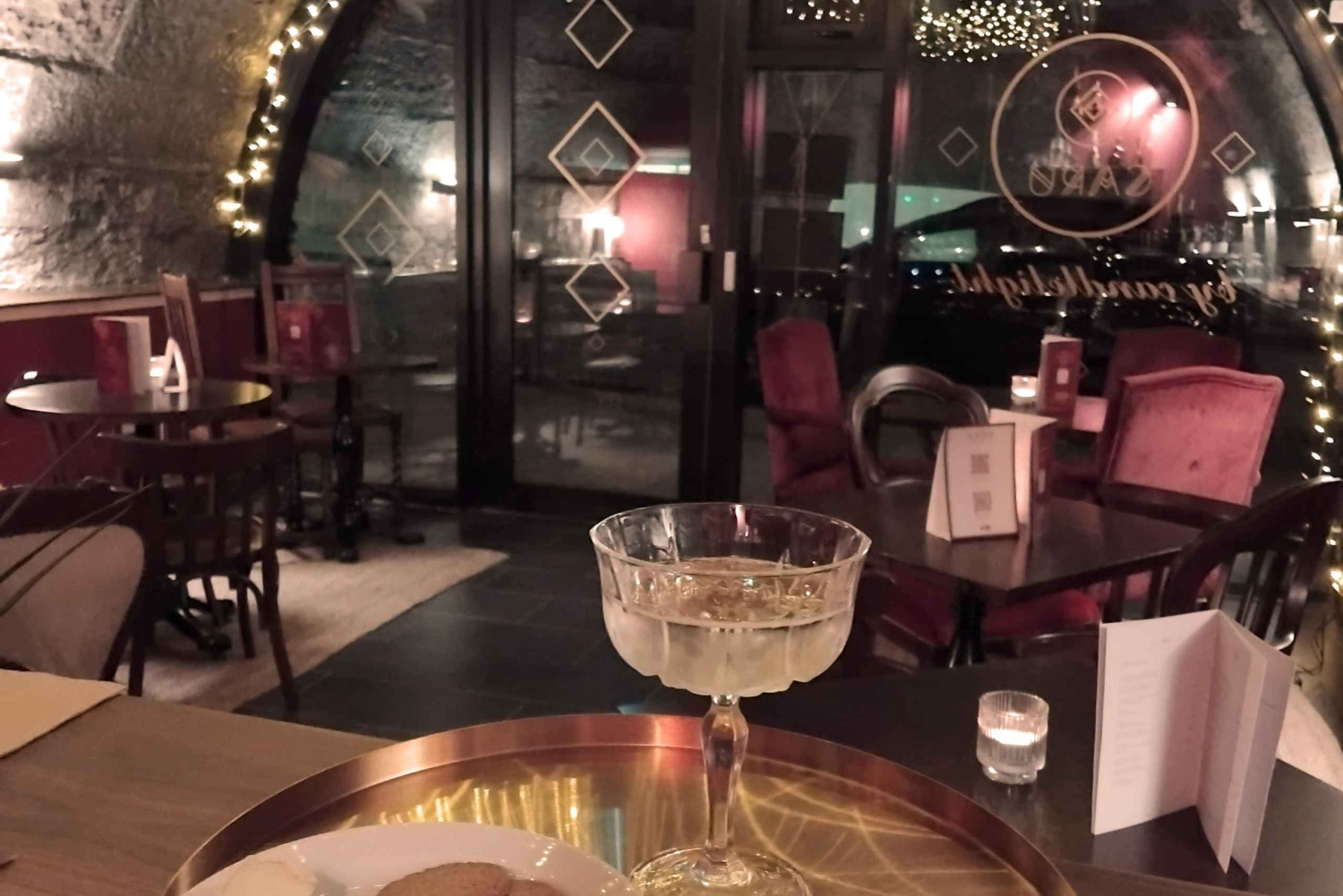 Edinburgh: English Wine and Scottish Cheese Tasting