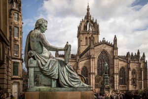 Edinburgh: Heldagsrundvandring med biljetter – liten grupp