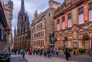 Edinburgh Ghost Tour:Uncover Haunting Tales and Dark Stories