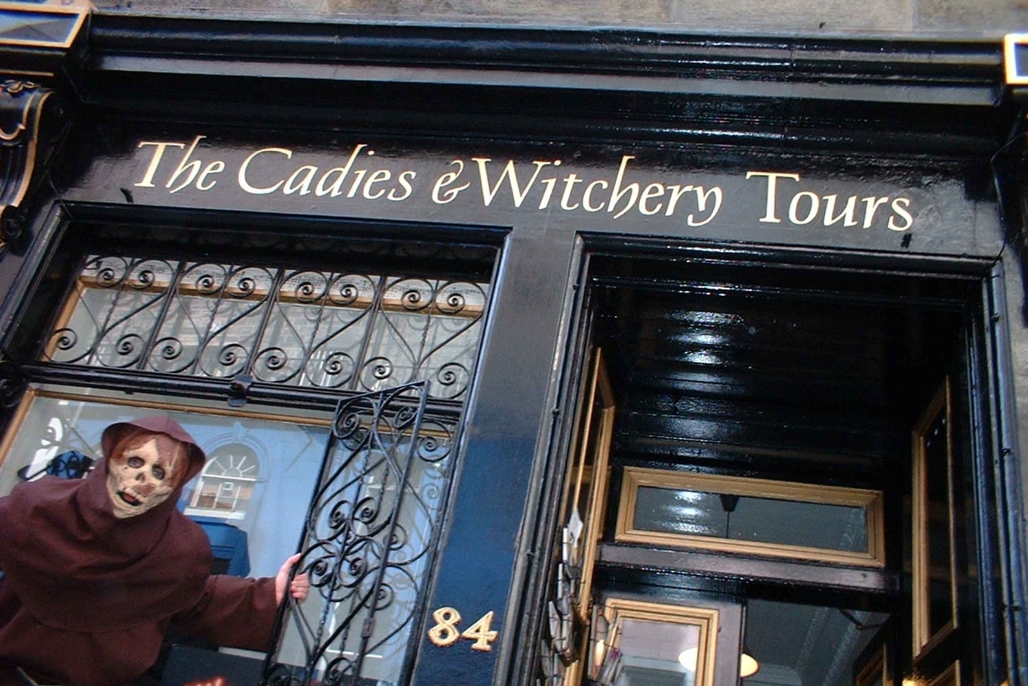 Edinburgh Ghosts & Gore Walking Tour