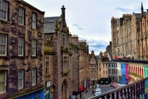 Edinburgh: Gothic Old Town Exploration Game