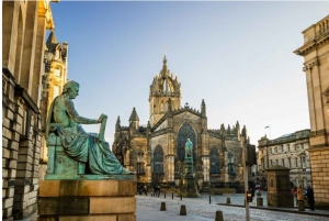 Edimburgo: tour storico e letterario in pullman