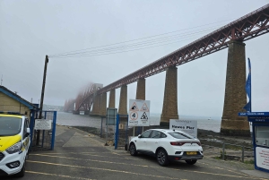 Edinburgh: Guided Day Tour with South Queensferry & Kelpies