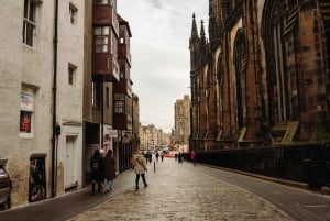 Edinburgh: Guidet tur til slottet, Royal Mile og Holyrood