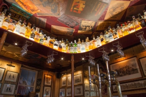 Edinburgh: Guidet whiskysmagning og vandretur