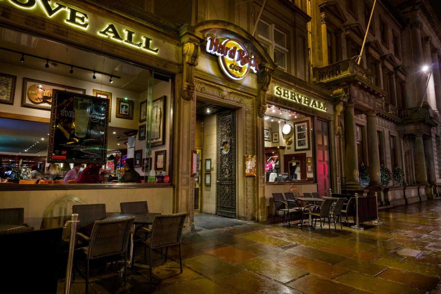 Edinburgh: Hard Rock Café met een vast menu voor lunch of diner