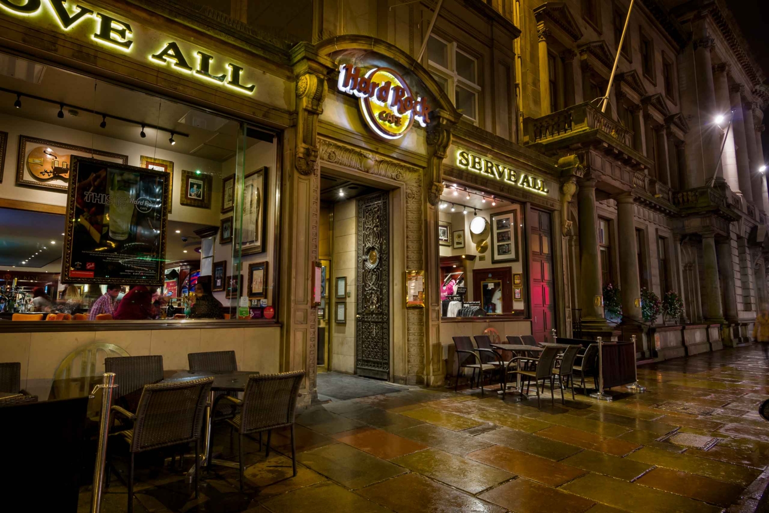 Edinburgh: Hard Rock Café met een vast menu voor lunch of diner